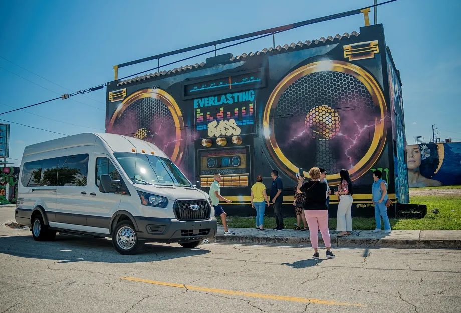 VIP Treatment: What Sets Sunny Miami Tours Apart From Other Tour Operators 1 A Taste Of Cuba In Miami