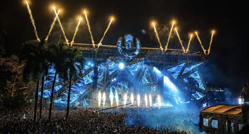 Ultra Miami Weekend Guide 2026: Best Things to Do in Miami + Tours for Young Travelers & Groups 1 original F0AB563B 16AC 4BC0 A7FE 5C9F60E07D5A Sunny Miami Tours