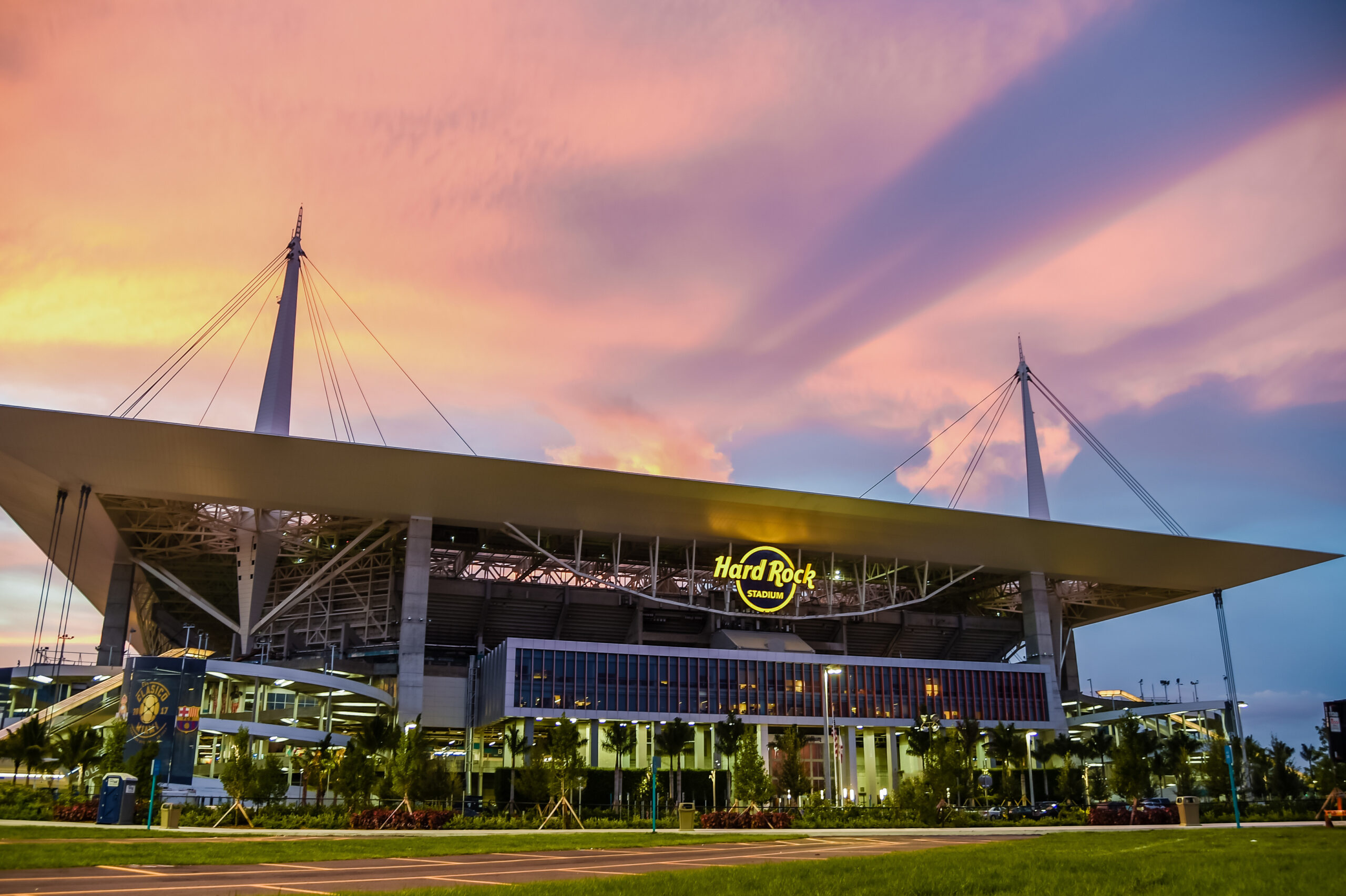 FIFA World Cup 2026 in Miami: The Ultimate VIP Experience Guide 1 7c14f9 8ce1561b2ffa4c058be669ad2d97a1b1mv2 scaled Sunny Miami Tours